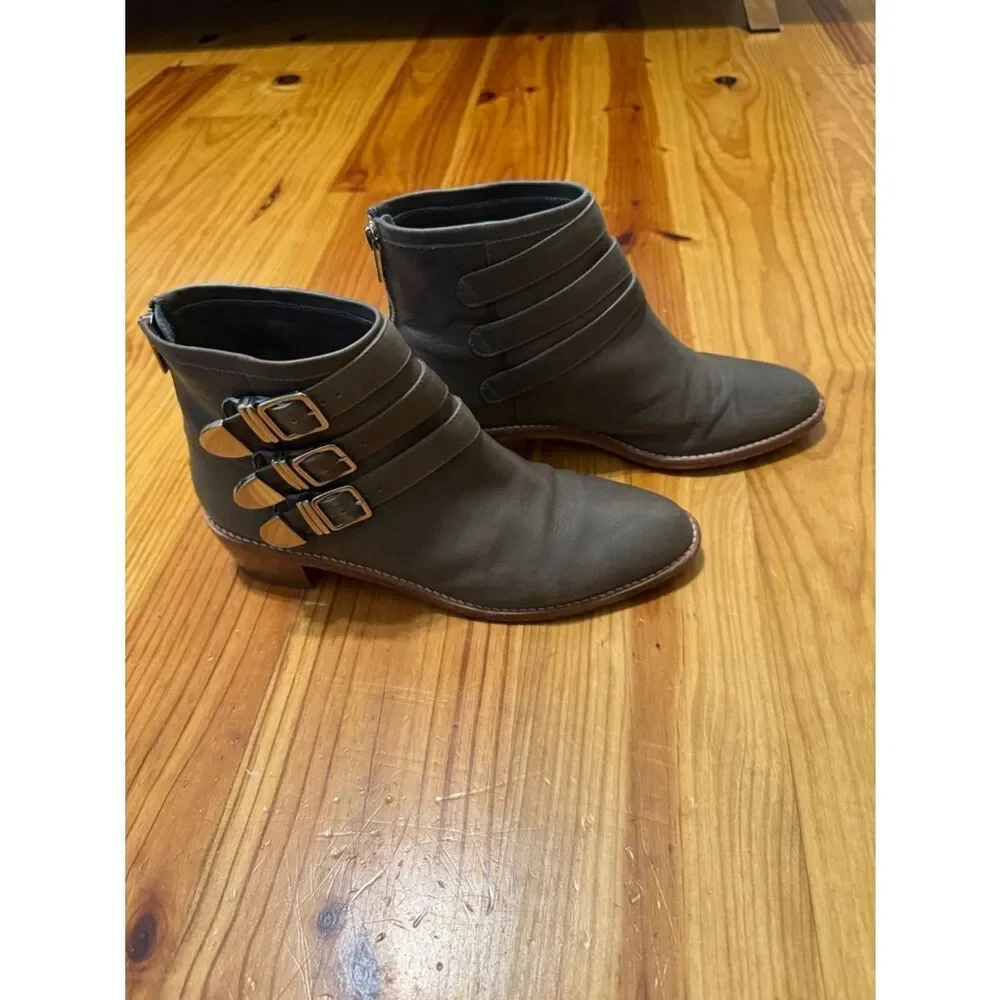 Loeffler Randall Fenton 3 Gold Tone Buckle & Green Leather Ankle Booties Size 10